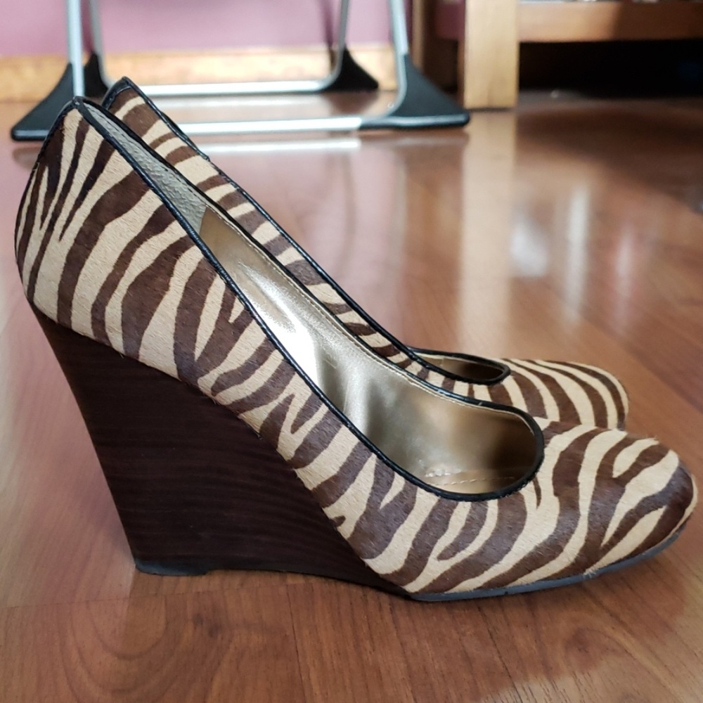 Bcbgeneration Zebra Wedges - image 2